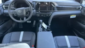 New 2025 Toyota Camry SE FWD
